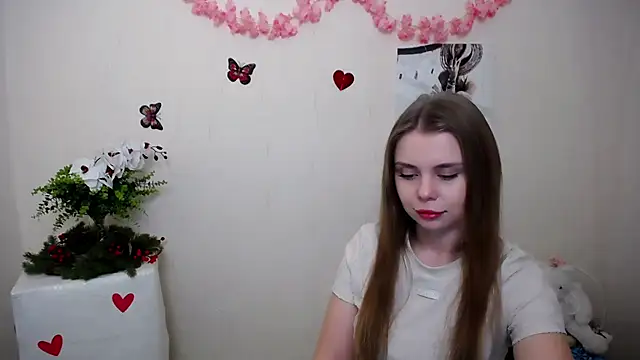 Snapshot of OceanicDawn chatting on March 2026 05:42:01 AM OceanicDawn online show from March 2026 05:42:01 AM