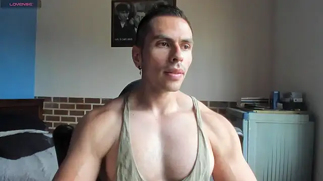 Snapshot of justinkarter chatting on June 2026 04:18:02 PM justinkarter online show from June 2026 04:18:02 PM