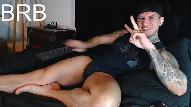 Snapshot of Shane_Clay chatting on October 2025 10:24:02 PM Shane Clay online show from October 2025 10:24:02 PM