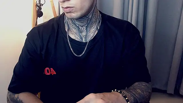 Snapshot of Shane_Clay chatting on November 2025 12:04:01 AM Shane Clay online show from November 2025 12:04:01 AM