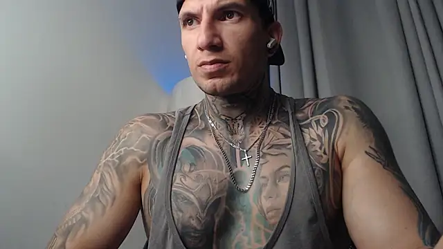 Snapshot of Shane_Clay chatting on December 2025 11:52:02 PM Shane Clay online show from December 2025 11:52:02 PM