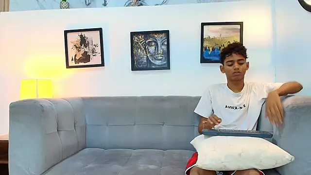 TWINKS FRIENDS online show from May 2026 01:19:02 PM