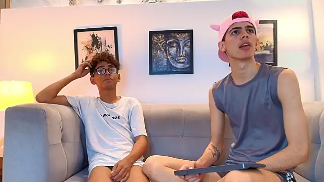 TWINKS FRIENDS online show from May 2026 03:30:02 PM