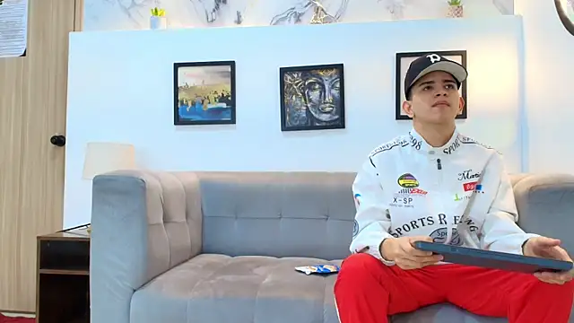 TWINKS FRIENDS online show from February 2026 01:22:01 PM