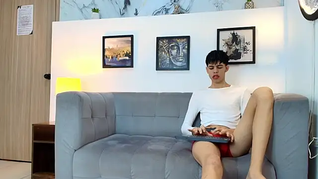 TWINKS FRIENDS online show from February 2026 01:33:02 PM