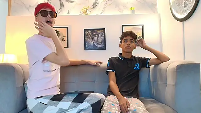 TWINKS FRIENDS online show from May 2026 01:30:01 PM