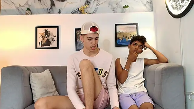 TWINKS FRIENDS online show from May 2026 01:31:02 PM