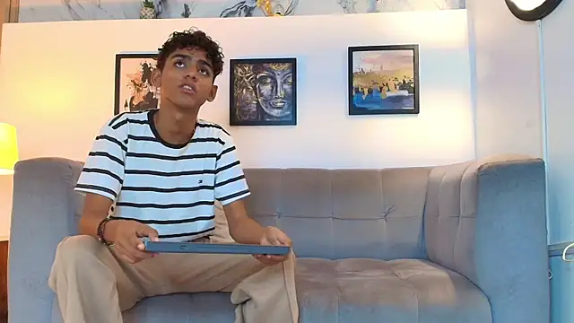 TWINKS FRIENDS online show from May 2026 01:28:02 PM