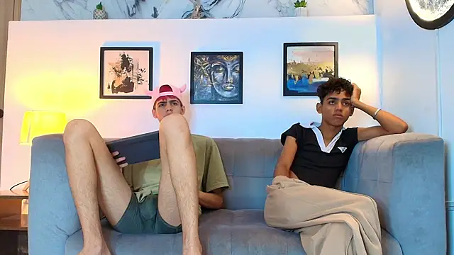 TWINKS FRIENDS online show from May 2026 01:38:02 PM