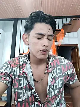 Snapshot of Hiroshi_Shen chatting on November 2025 11:25:02 AM Hiroshi Shen online show from November 2025 11:25:02 AM