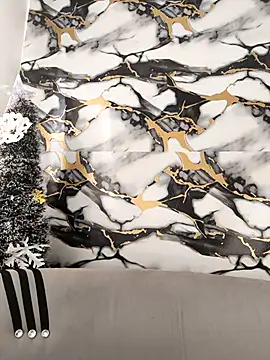 Hiroshi Shen online show from December 2025 01:02:02 PM