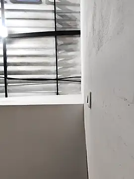 Snapshot of Hiroshi_Shen chatting on November 2025 10:31:01 AM Hiroshi Shen online show from November 2025 10:31:01 AM