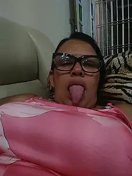 Snapshot of Oceanosexxx chatting on December 2025 01:17:01 AM Oceanosexxx online show from December 2025 01:17:01 AM