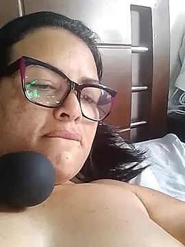 Snapshot of Oceanosexxx chatting on November 2025 08:14:01 PM Oceanosexxx online show from November 2025 08:14:01 PM