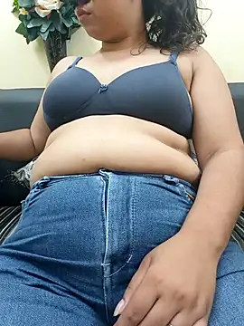 Snapshot of Iampriyaaa15 chatting on September 2025 06:19:01 AM Iampriyaaa15 online show from September 2025 06:19:01 AM