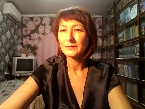 Pline1 online show from October 2025 05:44:02 PM