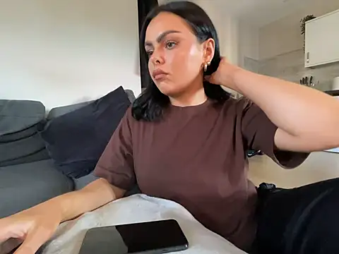 FrancescaXO online show from March 2026 02:08:02 PM