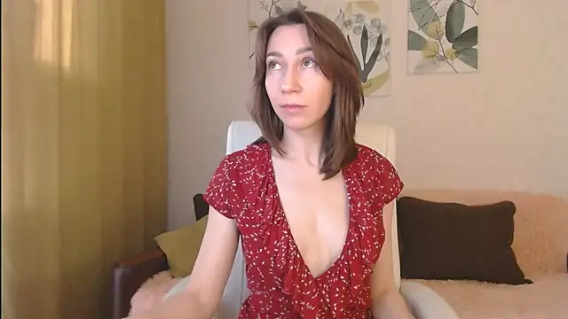 Snapshot of GoodGlamorGirl chatting on February 2025 05:03:02 AM GoodGlamorGirl online show from February 2025 05:03:02 AM