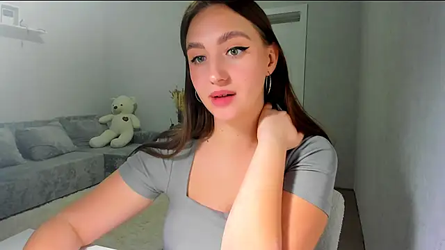 Wise Bunny online show from March 2026 04:07:01 PM