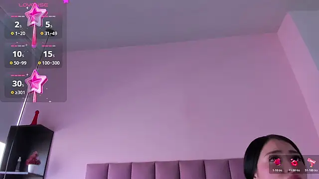 Snapshot of violet_myerrs chatting on October 2025 01:43:02 PM violet myerrs online show from October 2025 01:43:02 PM