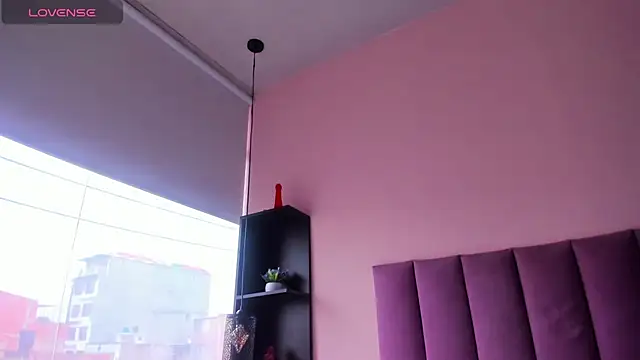 violet myerrs online show from February 2026 01:00:02 PM