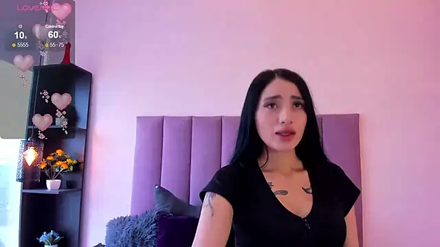 violet myerrs online show from April 2026 12:29:01 PM