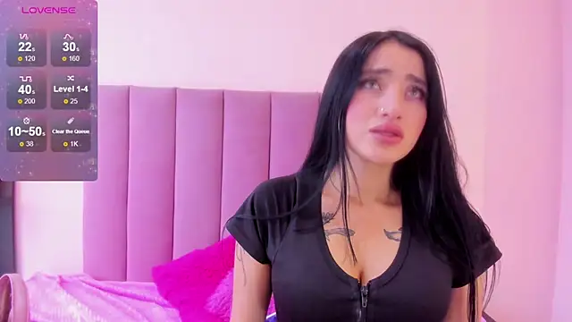 violet myerrs online show from February 2026 01:11:02 PM