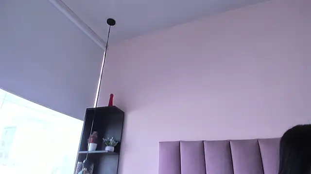 Snapshot of violet_myerrs chatting on November 2025 01:44:02 PM violet myerrs online show from November 2025 01:44:02 PM