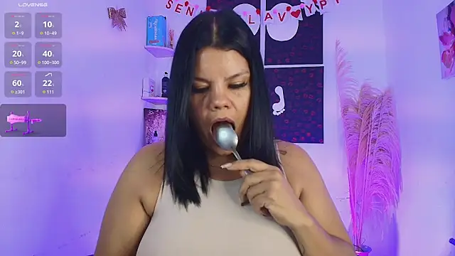 Iamlola  online show from February 2026 03:06:01 AM