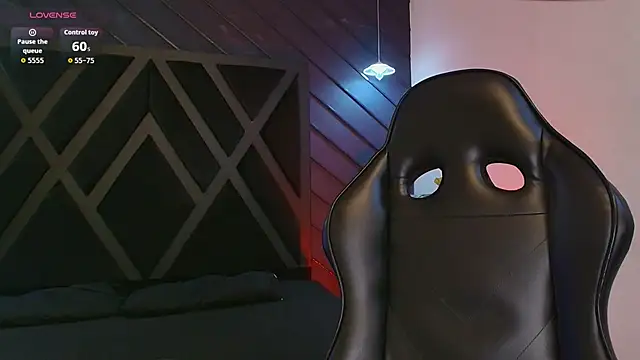 zoe martins  online show from March 2026 05:19:01 PM