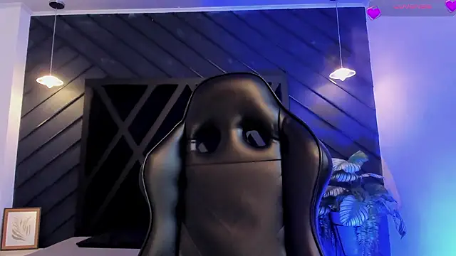 zoe martins  online show from February 2026 05:31:02 PM