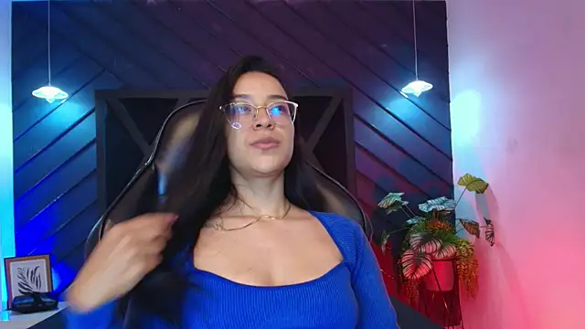 zoe martins  online show from March 2026 05:14:02 PM