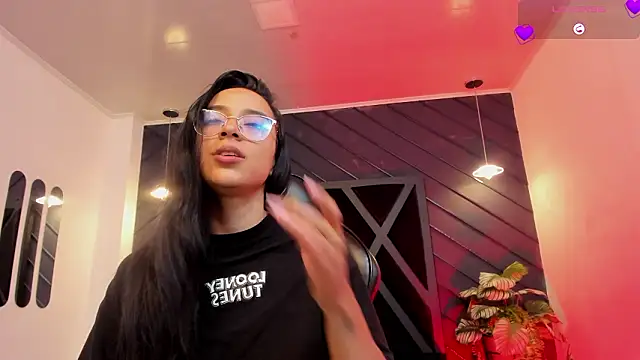 zoe martins  online show from February 2026 05:34:01 PM