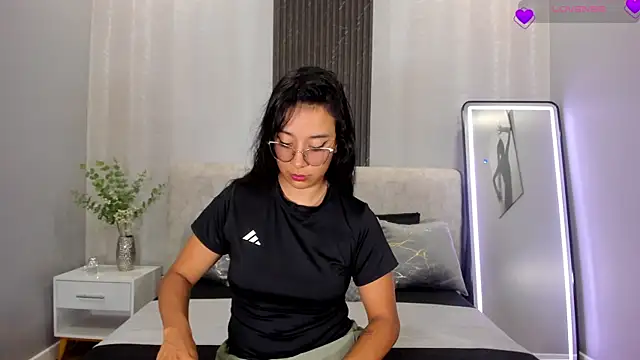 Snapshot of zoe_martins_ chatting on July 2026 01:22:02 PM zoe martins online show from July 2026 01:22:02 PM