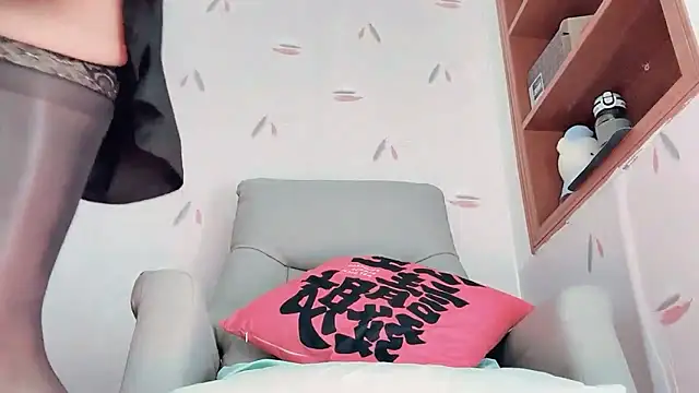 Eve5215 online show from October 2025 04:30:02 PM