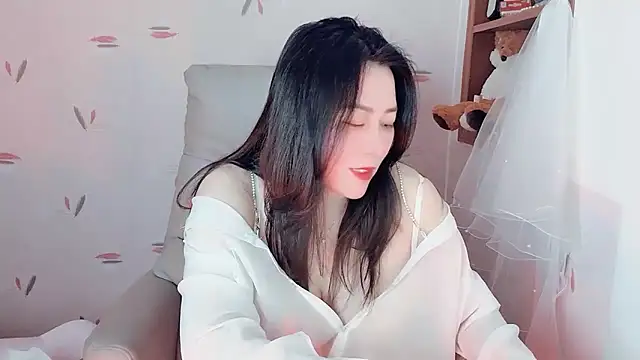 Eve5215 online show from February 2026 05:21:02 PM