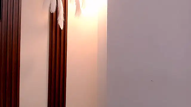 kimberly18cute online show from May 2026 12:48:01 AM