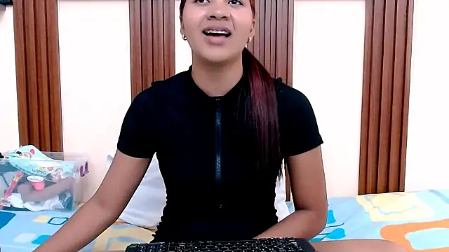 kimberly18cute online show from May 2026 12:03:02 AM