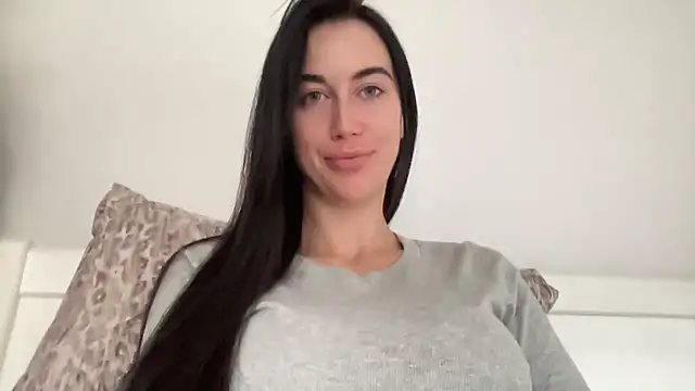 Snapshot of Talyo19 chatting on October 2025 10:03:02 AM Talyo19 online show from October 2025 10:03:02 AM