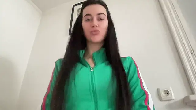 Snapshot of Talyo19 chatting on January 2026 01:25:02 PM Talyo19 online show from January 2026 01:25:02 PM