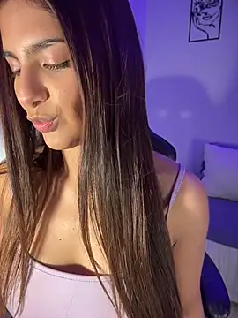 chicachocolate01 online show from July 2026 09:54:02 PM