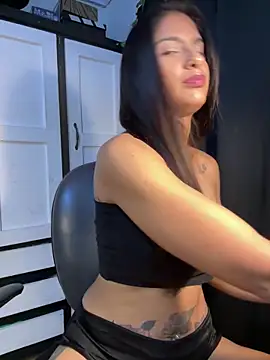 chicachocolate01 online show from December 2025 07:08:01 PM