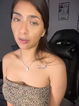 chicachocolate01 online show from July 2026 06:12:01 PM