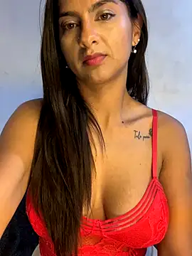 Snapshot of chicachocolate01 chatting on October 2025 04:36:01 AM chicachocolate01 online show from October 2025 04:36:01 AM