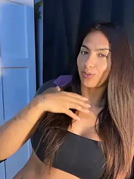 chicachocolate01 online show from February 2026 06:32:01 PM