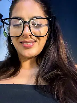 chicachocolate01 online show from January 2026 07:01:02 AM