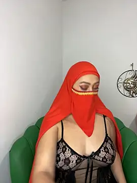 Aisha Malek online show from October 2025 07:57:02 PM