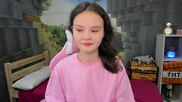 Snapshot of EmilyChaves chatting on October 2025 08:09:02 PM EmilyChaves online show from October 2025 08:09:02 PM