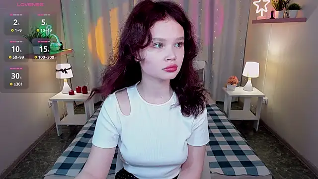 EmilyChaves online show from May 2026 08:21:01 AM
