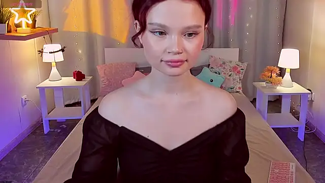 Snapshot of EmilyChaves chatting on July 2026 10:55:01 AM EmilyChaves online show from July 2026 10:55:01 AM